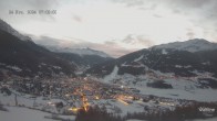 Archiv Foto Webcam Bormio: Blick auf die Stelvio Abfahrt 06:00