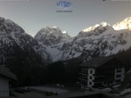 Archiv Foto Webcam Hotelkomplex "Marmottes" 06:00