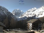 Archived image Webcam Hotels Marmottes, Arolla 07:00