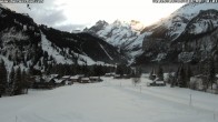 Archived image Webcam Kandersteg (Bernese Oberland): Hotel Bernerhof 07:00