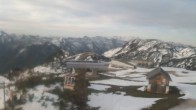 Archiv Foto Webcam Blick vom Feuerkogelhaus auf das Skigebiet 05:00