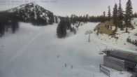 Archiv Foto Webcam Mammoth Mountain: Canyon Lodge 06:00