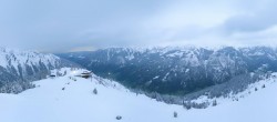 Archiv Foto Webcam Riesneralm: Panorama Skigebiet und Skihütte Hochsitz 23:00