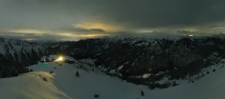 Archiv Foto Webcam Riesneralm: Panorama Skigebiet und Skihütte Hochsitz 01:00