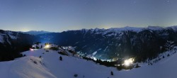 Archiv Foto Webcam Riesneralm: Panorama Skigebiet und Skihütte Hochsitz 17:00