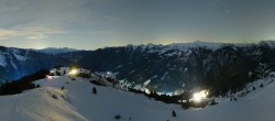 Archiv Foto Webcam Riesneralm: Panorama Skigebiet und Skihütte Hochsitz 19:00