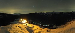 Archiv Foto Webcam Riesneralm: Panorama Skigebiet und Skihütte Hochsitz 23:00