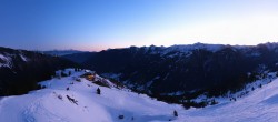 Archiv Foto Webcam Riesneralm: Panorama Skigebiet und Skihütte Hochsitz 05:00