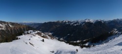 Archiv Foto Webcam Riesneralm: Panorama Skigebiet und Skihütte Hochsitz 09:00