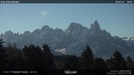Archived image Webcam "Pale di San Martino", Alpe di Lusia Moena 06:00