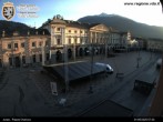 Archived image Webcam Aosta, Piazza Chanoux 06:00