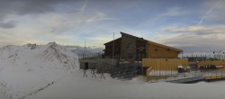 Archived image Webcam Mountain station Hörnli-Express 07:00