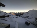 Archived image Webcam Restaurant Arflina: View towards the valley 07:00