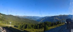 Archiv Foto Webcam La Tania: Bergrestaurant Bouc Blanc 07:00