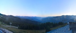Archiv Foto Webcam La Tania: Bergrestaurant Bouc Blanc 05:00