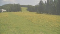 Archiv Foto Webcam Stuhleck: Bergstation Promibahn und Beginnerpark 13:00