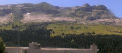 Archived image Webcam Panoramic view of Flaine 11:00