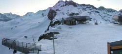 Archived image Webcam Col de La Traversette 05:00