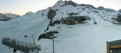 Archived image Webcam Col de La Traversette 06:00
