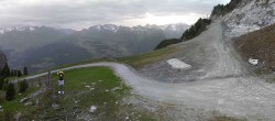 Archiv Foto Webcam Peisey Vallandry - Bergstation Sessellift Clocheret 05:00