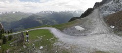 Archiv Foto Webcam Peisey Vallandry - Bergstation Sessellift Clocheret 09:00