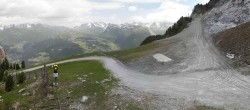 Archiv Foto Webcam Peisey Vallandry - Bergstation Sessellift Clocheret 11:00
