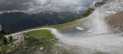Archiv Foto Webcam Peisey Vallandry - Bergstation Sessellift Clocheret 17:00