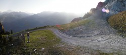 Archived image Webcam Peisey Vallandry - Top station chairlift Clocheret 06:00