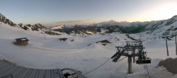 Archived image Webcam Les Arcs - top station chairlift Arcabulle 06:00