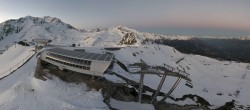 Archived image Webcam Peisey Vallandry - chairlift Arpette 05:00