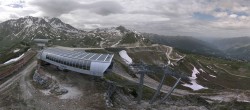 Archiv Foto Webcam Peisey Vallandry - Bergstation Sessellift Arpette 09:00