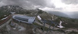 Archiv Foto Webcam Peisey Vallandry - Bergstation Sessellift Arpette 15:00