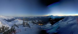 Archived image Webcam Peisey Vallandry - Top station cable car L`Aiguille Rouge 05:00