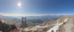 Archived image Webcam Peisey Vallandry - Top station cable car L`Aiguille Rouge 17:00