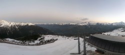 Archived image Webcam Peisey Vallandry - Top station of chairlift Grizzly 05:00