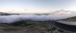 Archived image Webcam Peisey Vallandry - Top station of chairlift Grizzly 05:00