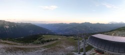 Archived image Webcam Peisey Vallandry - Top station of chairlift Grizzly 05:00