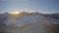 Archived image Webcam Col du Joly: Les Contamines Montjoie 08:00