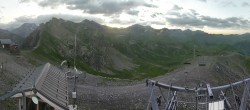 Archived image Webcam Orcieres 1850 - Top station chairlift Drouvet 05:00