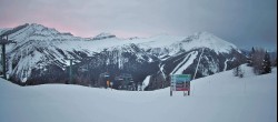 Archived image Webcam Lake Louise: Panorama Ptarmigan 05:00