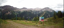 Archived image Webcam Lake Louise: Panorama Ptarmigan 12:00