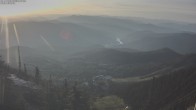 Archiv Foto Webcam Skilift und Piste 04:00