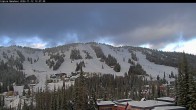 Archived image Webcam Silver Queen Slope and chair lift 13:00