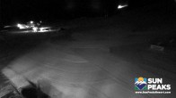 Archived image Webcam Village Day Lodge - Sun Peaks 00:00