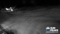 Archived image Webcam Village Day Lodge - Sun Peaks 18:00