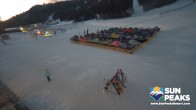 Archived image Webcam Village Day Lodge - Sun Peaks 16:00