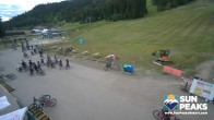 Archiv Foto Webcam Village Day Lodge - Sun Peaks 14:00