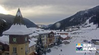 Archived image Webcam Sun Peaks Grand Hotel 14:00