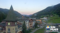 Archived image Webcam Sun Peaks Grand Hotel 04:00