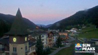Archiv Foto Webcam Sun Peaks Grand Hotel 04:00